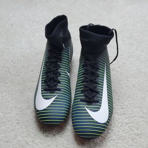 NIKE MERCURIAL SOCCER SHOES KIDS SIZE 4.5Y NEW